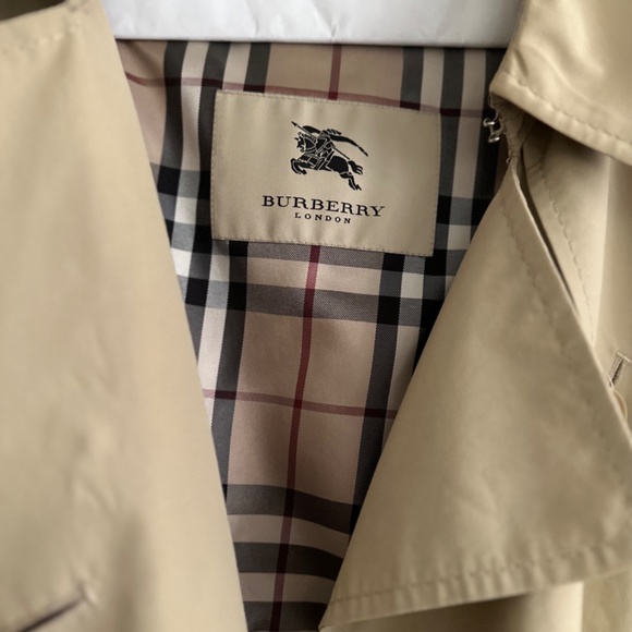 Burberry Trench with wool insert - Picture 2 of 11